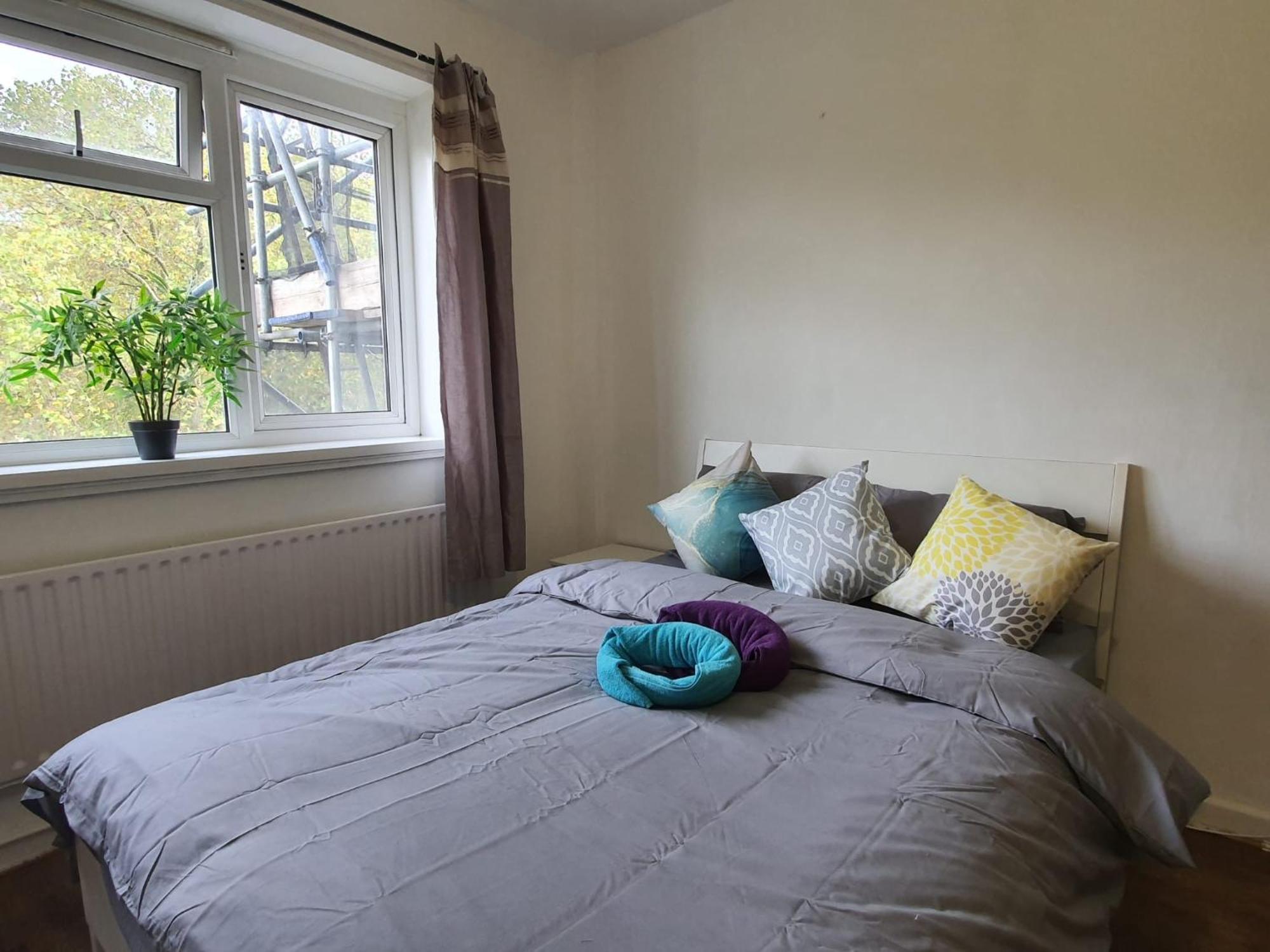 Hoxton E2 Pensiune