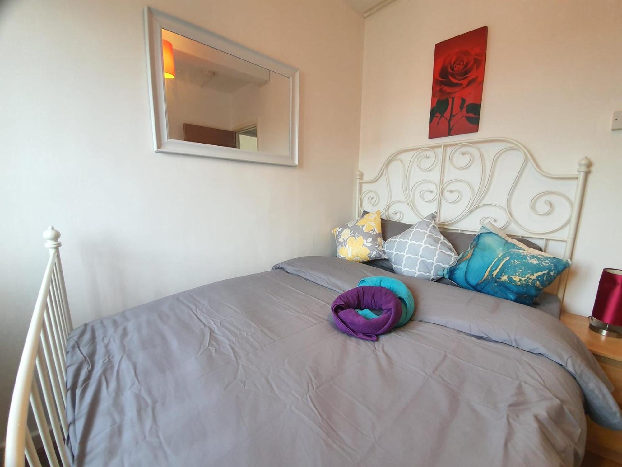 Pensiune Hoxton E2 *