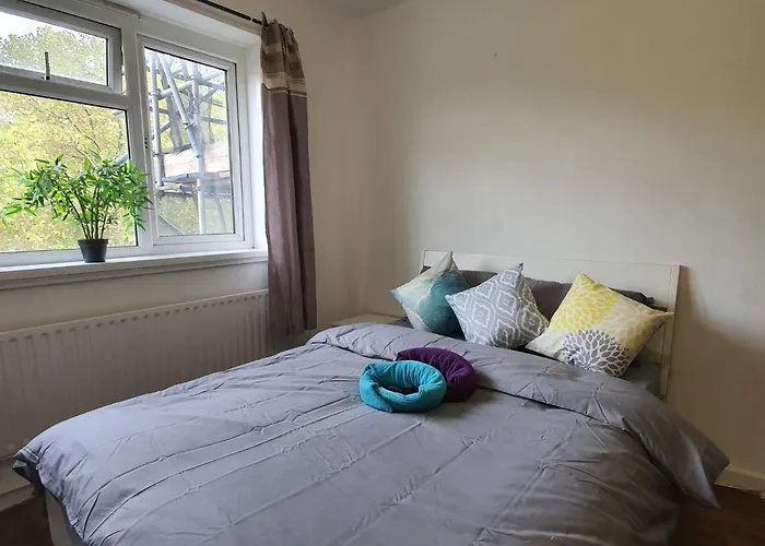 Hoxton Rooms E2